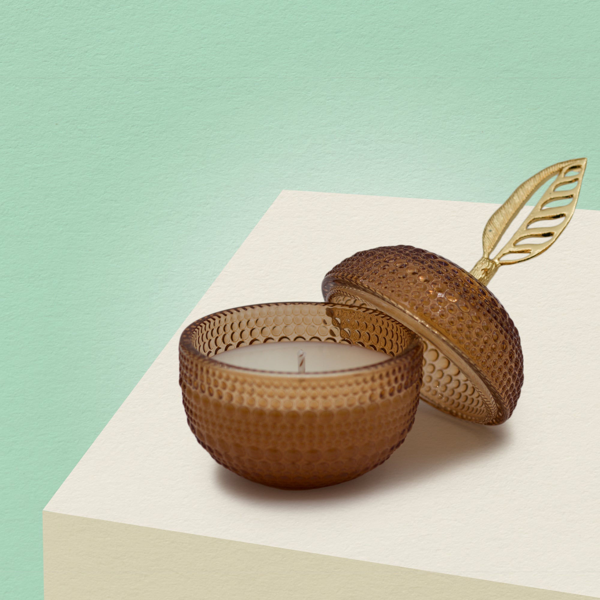 Vela em pote de vidro "Maça" - Castanho